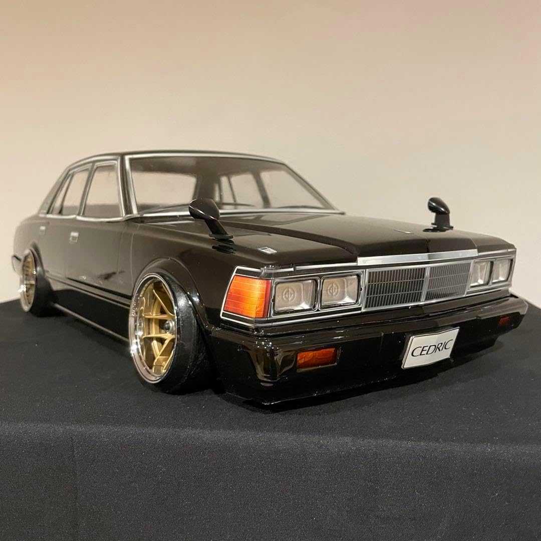 1/10 電動RCカー用ボディ ニッサン レパード F31前期型 1/10 電動RCカー用ボディ ニッサン レパード F31前期型